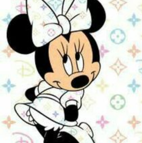 Meet your Posher, Kristee - Picture 5 of 7